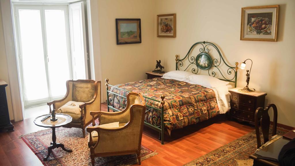 B&B Graziani Relais Napoli Bagian luar foto