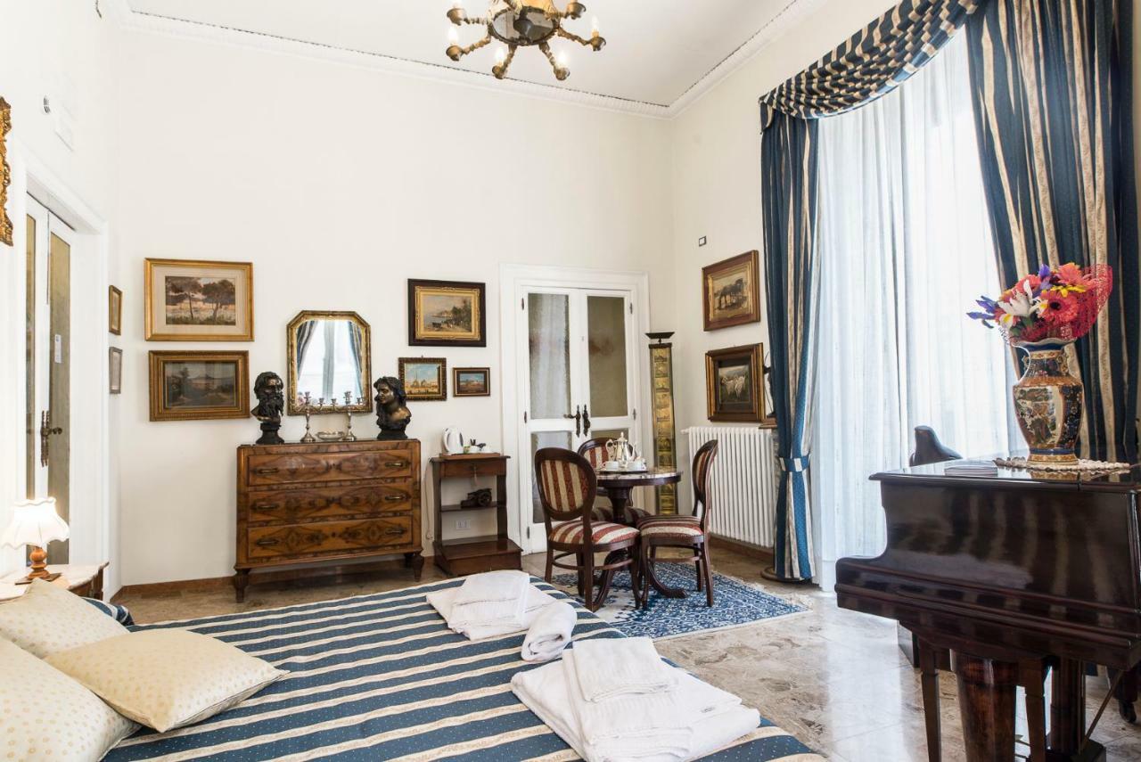 B&B Graziani Relais Napoli Bagian luar foto